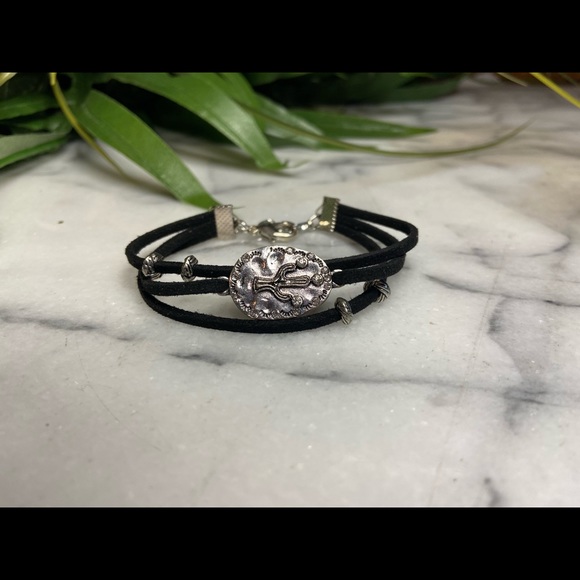 Leather Bracelet with Cactus accent - Picture 1 of 3